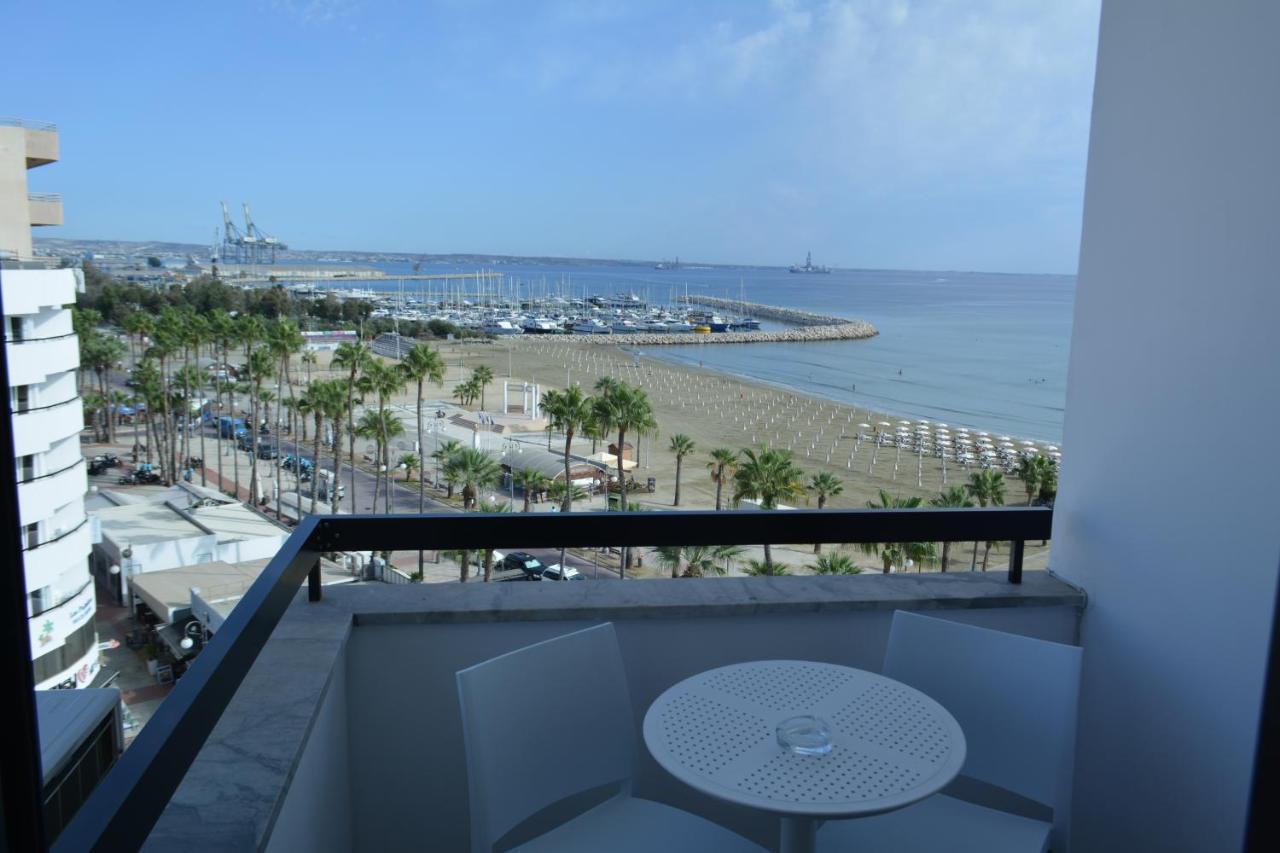 Les Palmiers Sunorama Beach Apartments Larnaca Ngoại thất bức ảnh